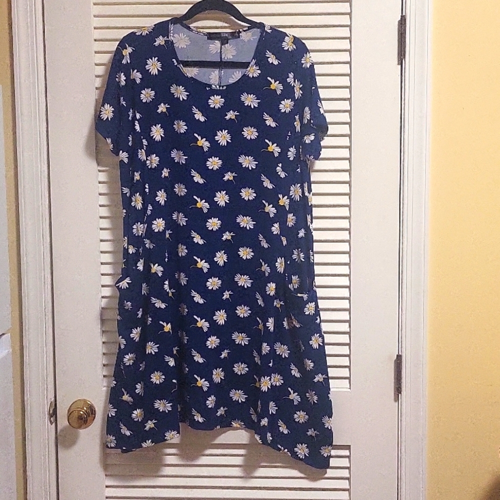 Womens Oversized Navy Blue and Floral Printed Top